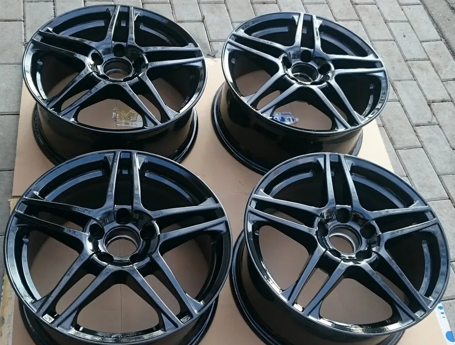 RAL 9005 Schwarz Glänzend Tiefschwarz: Produktbild