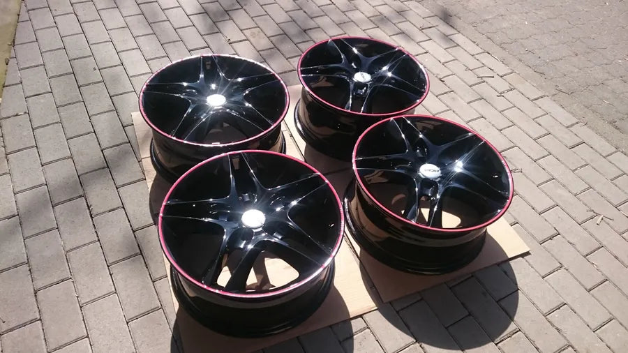 HiGloss Black RAL 9005 Hochglanz: Produktbild