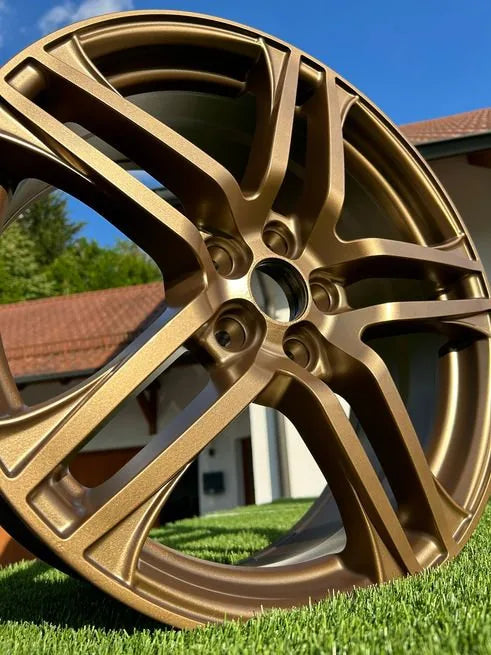Santa Monica Gold Matt Metallic: Anwendungsbeispiel